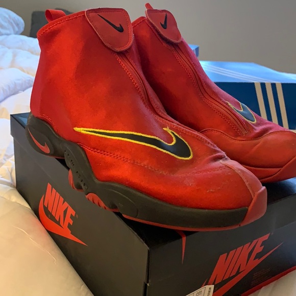 Nike Other - The glove